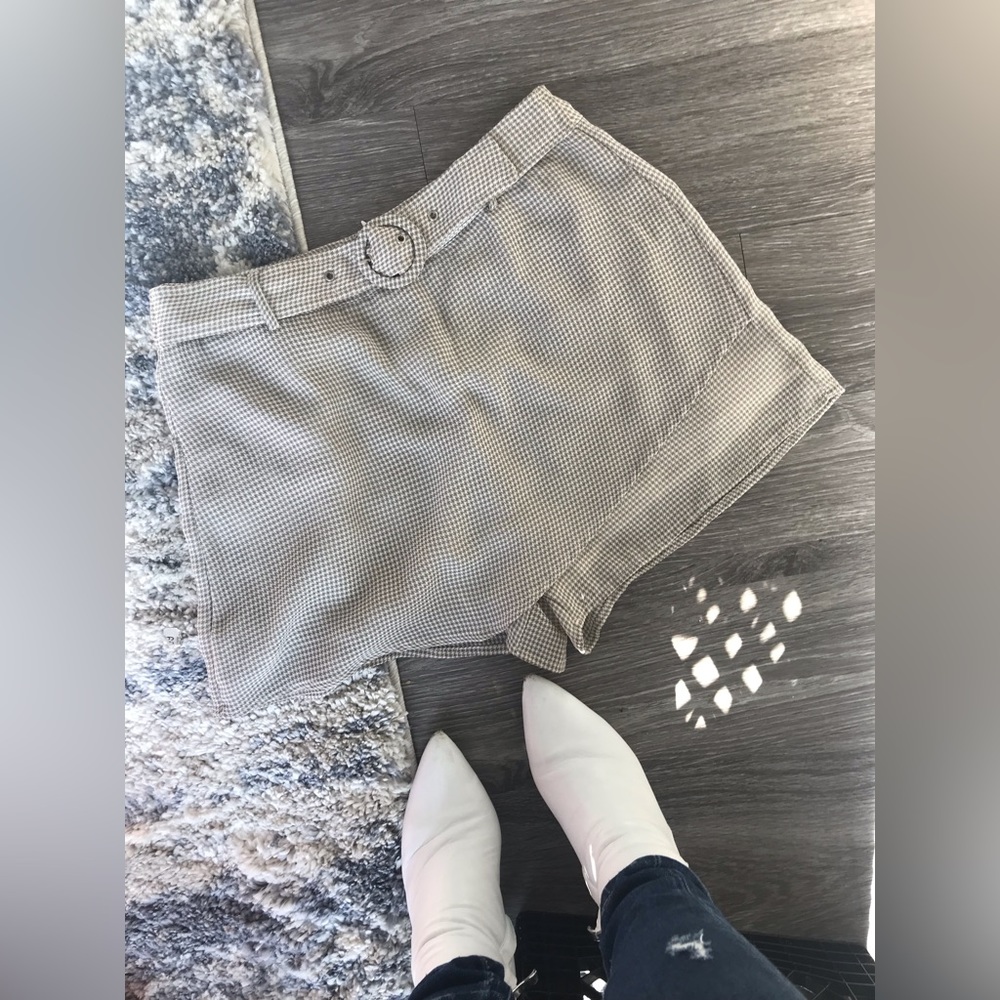 Lulus skort super cute casual elegant